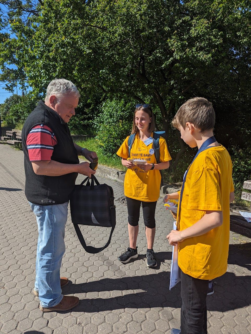 Květinový den znovu přichází